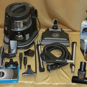 Rainbow E2  Vacuum Cleaner with Attachments